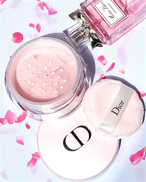 poudre de rose dior|La nouvelle poudre de rose parfumée pour le corps Miss Dior.